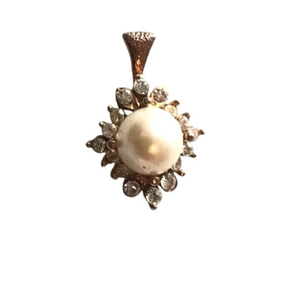WOMENS GOLD TONE WITH WHITE CENTER STONE PENDANT - Picture 1 of 4